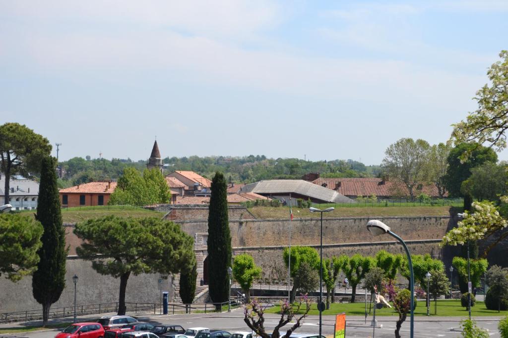 Hotel Dori Peschiera del Garda Exterior foto